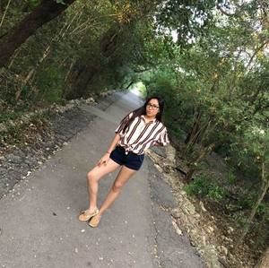 Meet your Posher, Jazmin